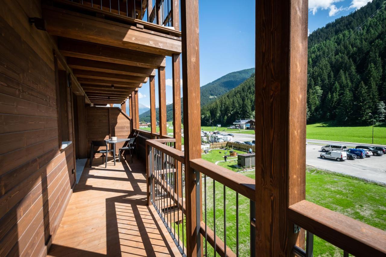 Nira Mountain Resort Futura Pradelle Exteriör bild