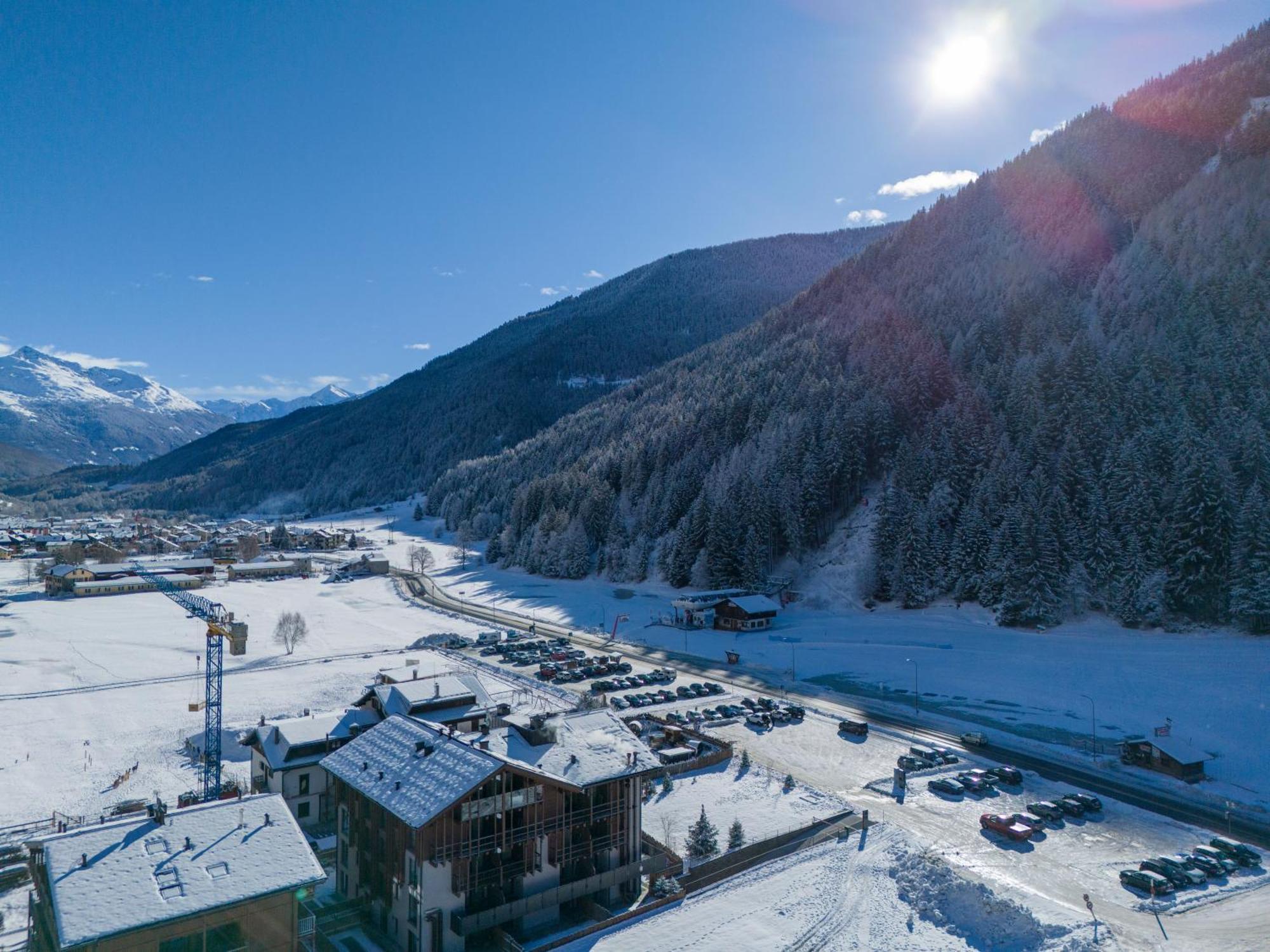 Nira Mountain Resort Futura Pradelle Exteriör bild